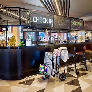 Hotel Moxy Luxembourg Airport Niederanven